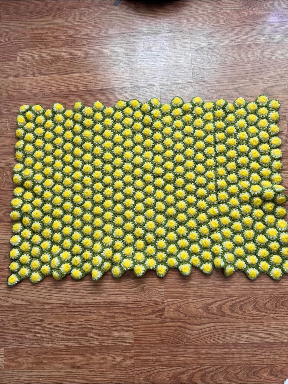 Vintage Felted Floral 3D Daisy Chain Handmade Rug